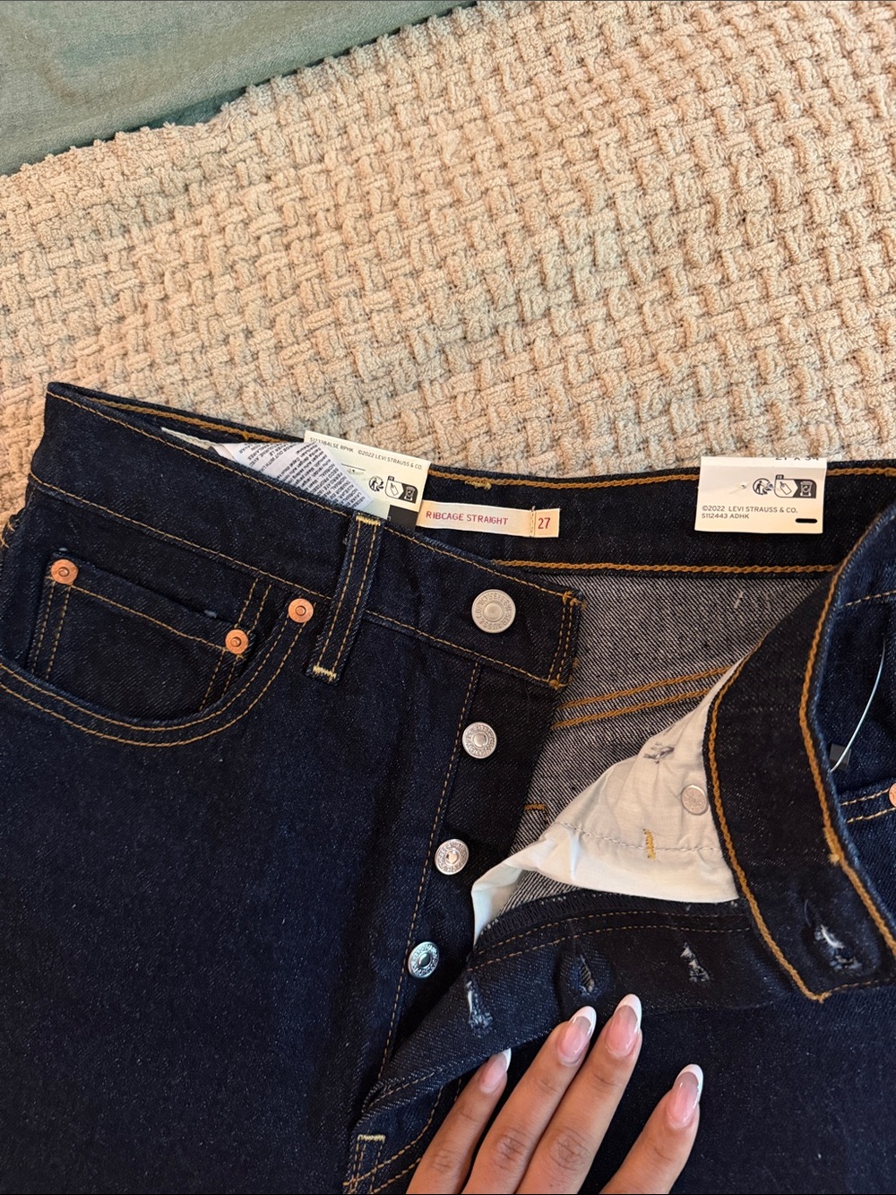 Levi's High-Rise ribcage straighf Jeans in Dark Indigo